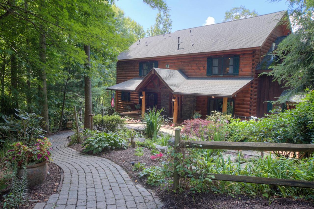 Lazy Bear Lodge Valle Crucis Bagian luar foto