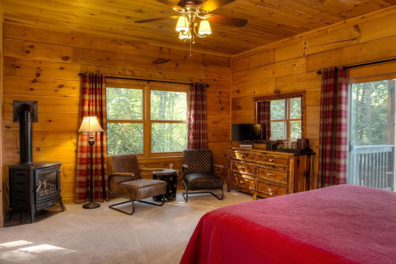 Lazy Bear Lodge Valle Crucis Bagian luar foto